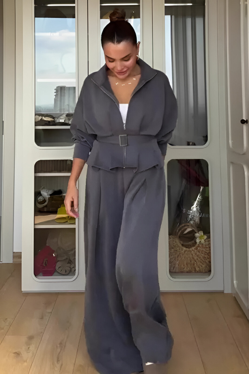 Lavi™ | Completo moderno a due pezzi sagomato