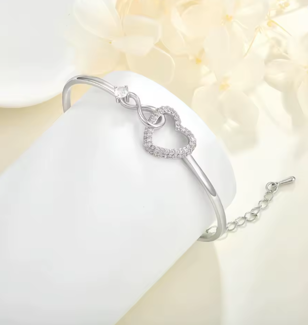 Luvina™ | Elegante Bracciale a Cuore (1+1 GRATIS)