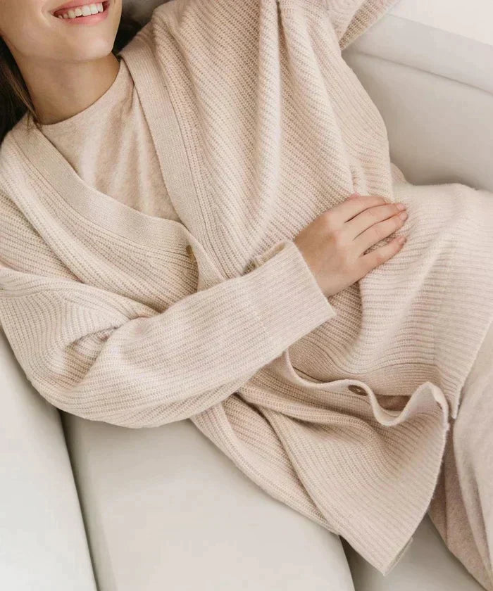 Julia™ | Un Versatile Maglione Con Scollo a V