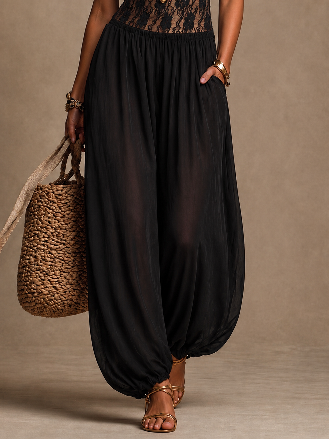 Laia™ | Tuta Halter in Pizzo