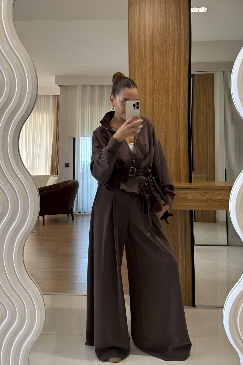 Lavi™ | Completo moderno a due pezzi sagomato