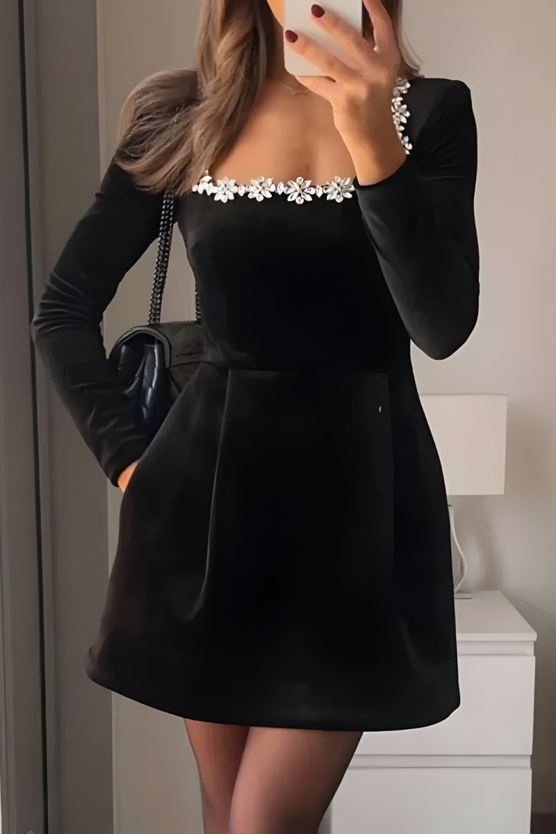 Noelle™ | Abito da cocktail in velluto classico