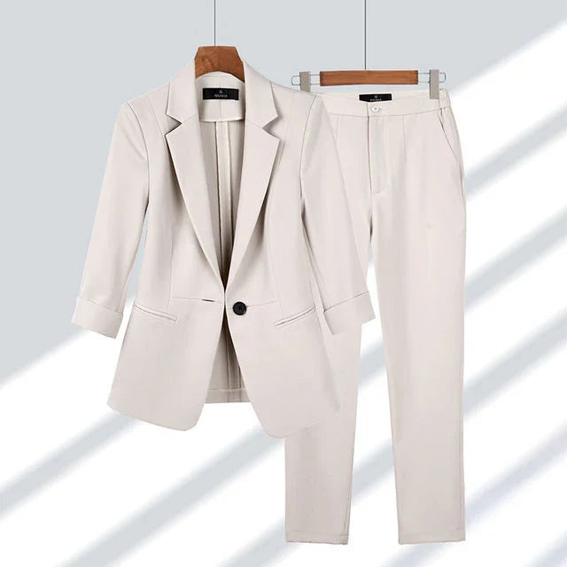 Veronica™ | Set di Completo Classico Elegante