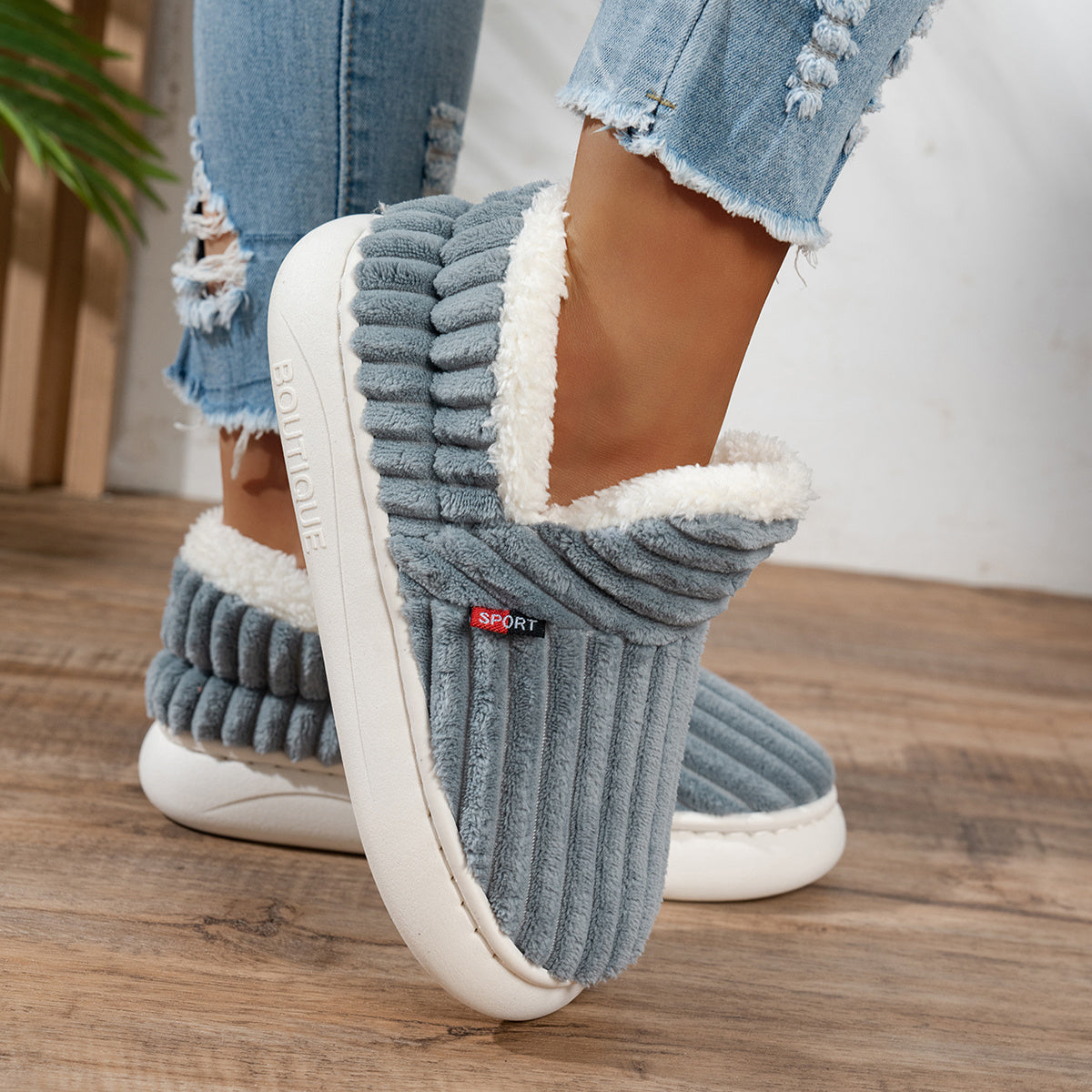 Mira™ | Morbide Pantofole da Lounge