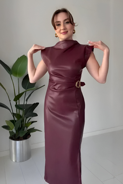 Sona™ | Moderno abito in pelle senza maniche