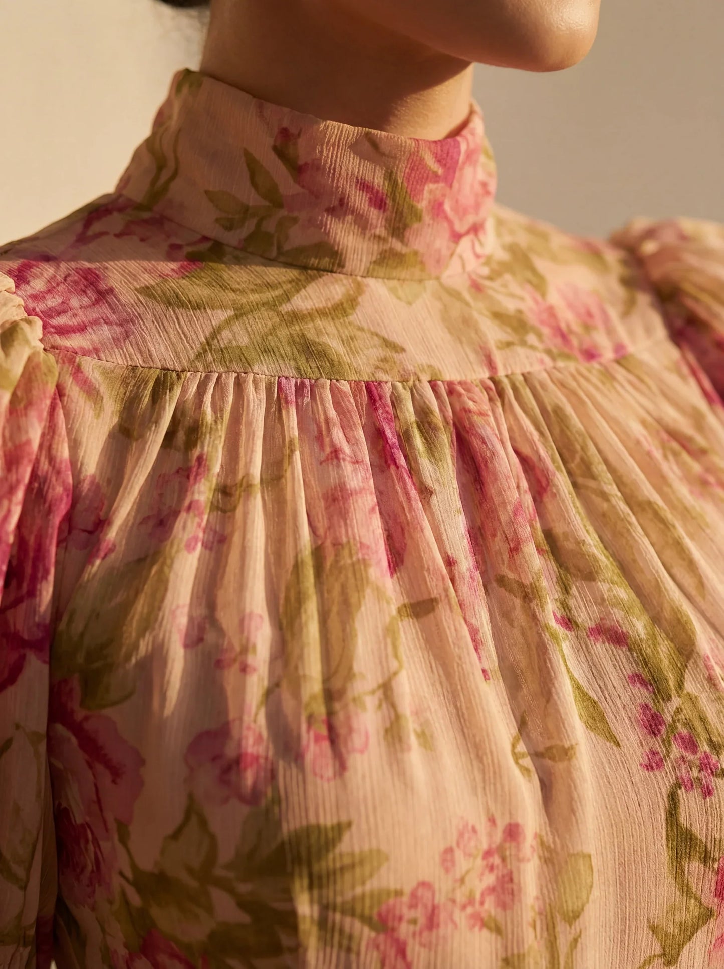 Elira™ | Elegante Abito Maxi con Rouches a Fiori