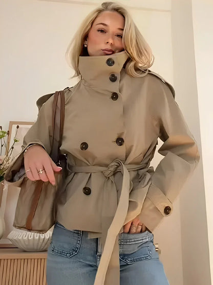Sira™ | Elegante trench corto