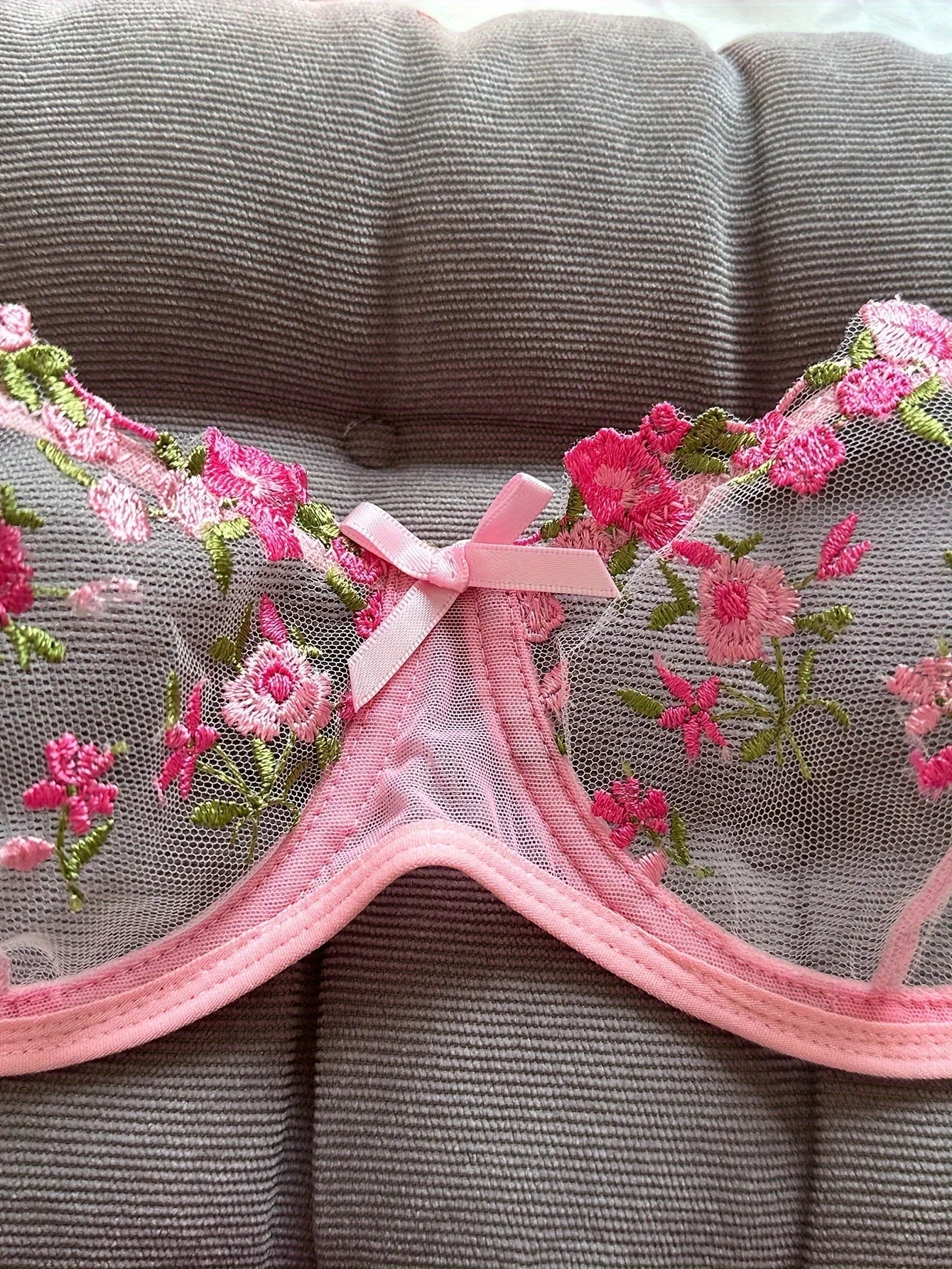 Lola™ | Ensemble de lingerie française (3+2 Gratuit)