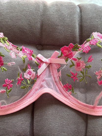 Lola™ | Ensemble de lingerie française (3+2 Gratuit)