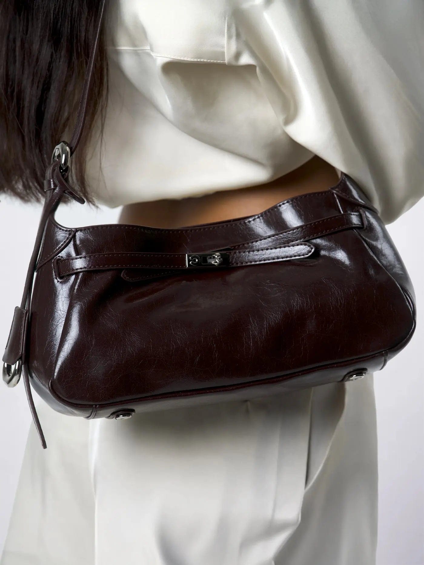 Ione™ | Borsa a Spalla Minimalista