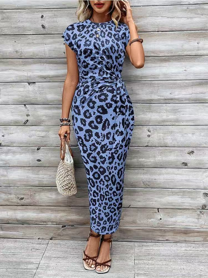 Novi™ Abito Maxi Flatterante con Nodo in Vita e Camouflage Pancia