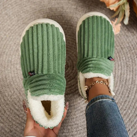 SnuggleStep™ | Pantofole unisex in peluche antiscivolo