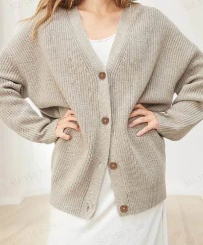 Julia™ | Un Versatile Maglione Con Scollo a V