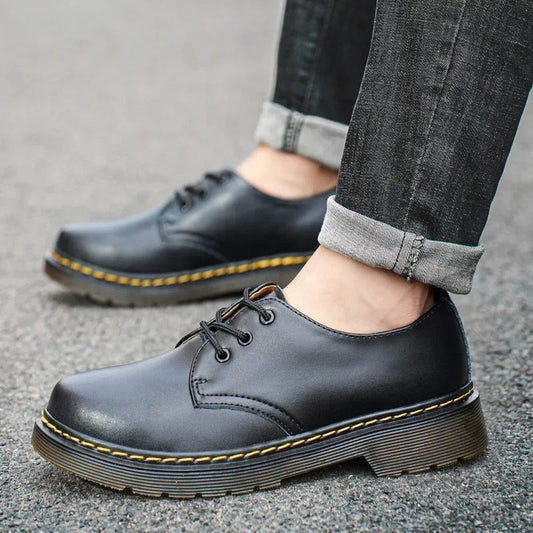 Martens | Eleganti scarpe corte